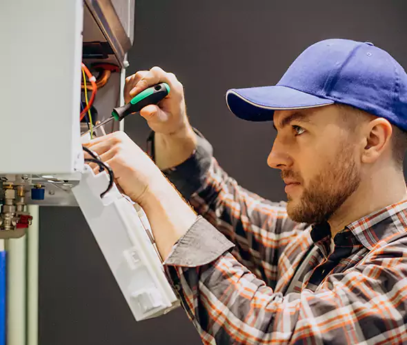 Expert Plumber for Tankless Water Heater Maintenance in Eureka, CA: Schedule Professional Maintenance Services with Us