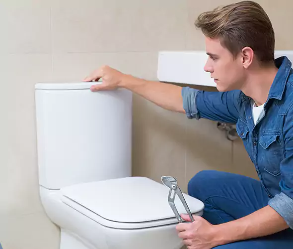 Expert Plumber for Toilet Replacement in Eureka, CA: Schedule Affordable Toilet Replacement Services with Us